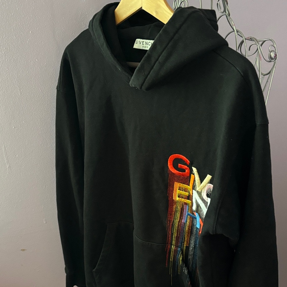 Flash sale 🎉 Givenchy Paris Cotton Pull Over Hoodie with Multicolor Drip Logo - Picture 6 of 11